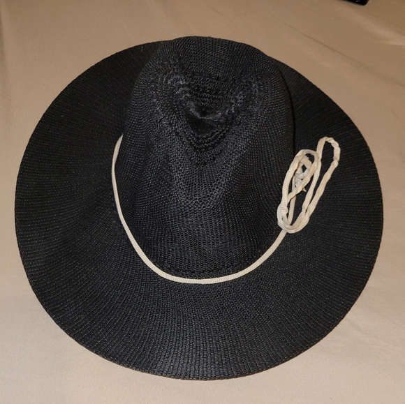 Womans Hat Dou - Picture 5 of 10